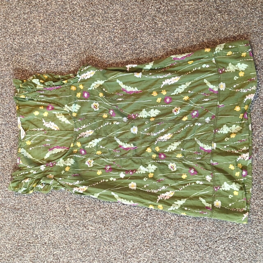 3/$15 Fossil Women's Medium Green Floral Blouse/Shirt